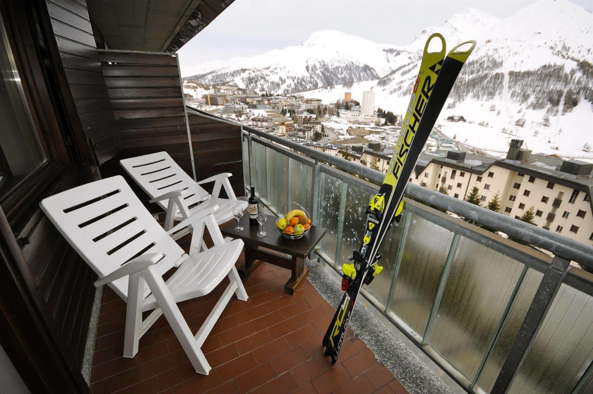 Palace 2 Residence Colle Colle Sestriere Dış mekan fotoğraf